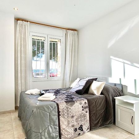 Appartement Devant La Plage Росас Экстерьер фото